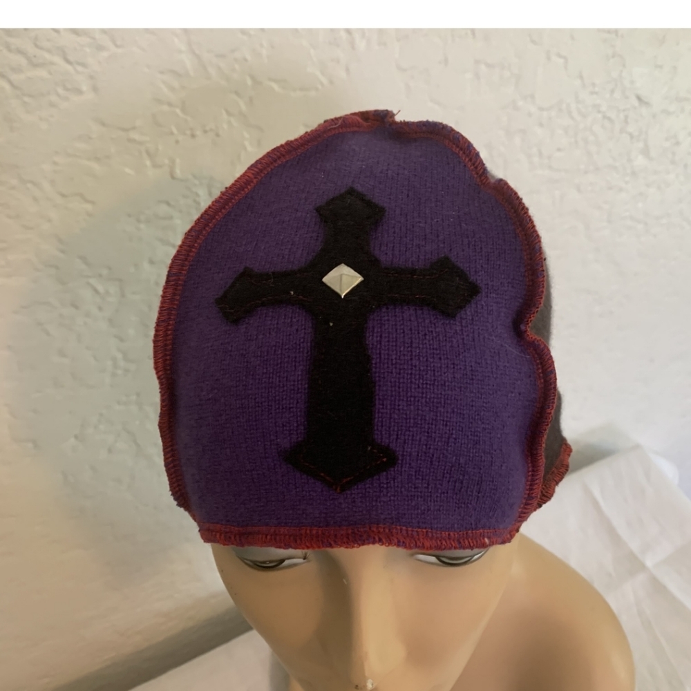 NWOT Cashmere Beanie